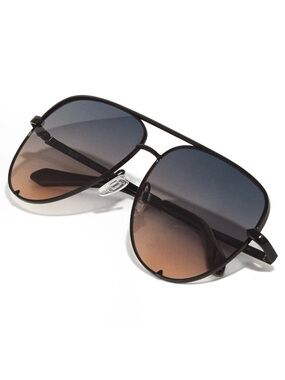 QUAY High Key Sunglasses Black Frame Grey Coral Gradient Lens Aviator Unisex NWT